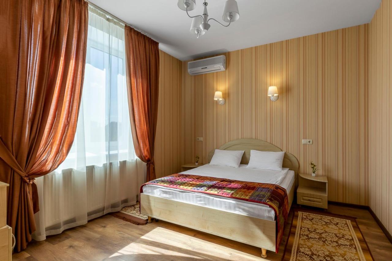 Гостиница Siesta Киев Sofiivska Borshchahivka Luaran gambar