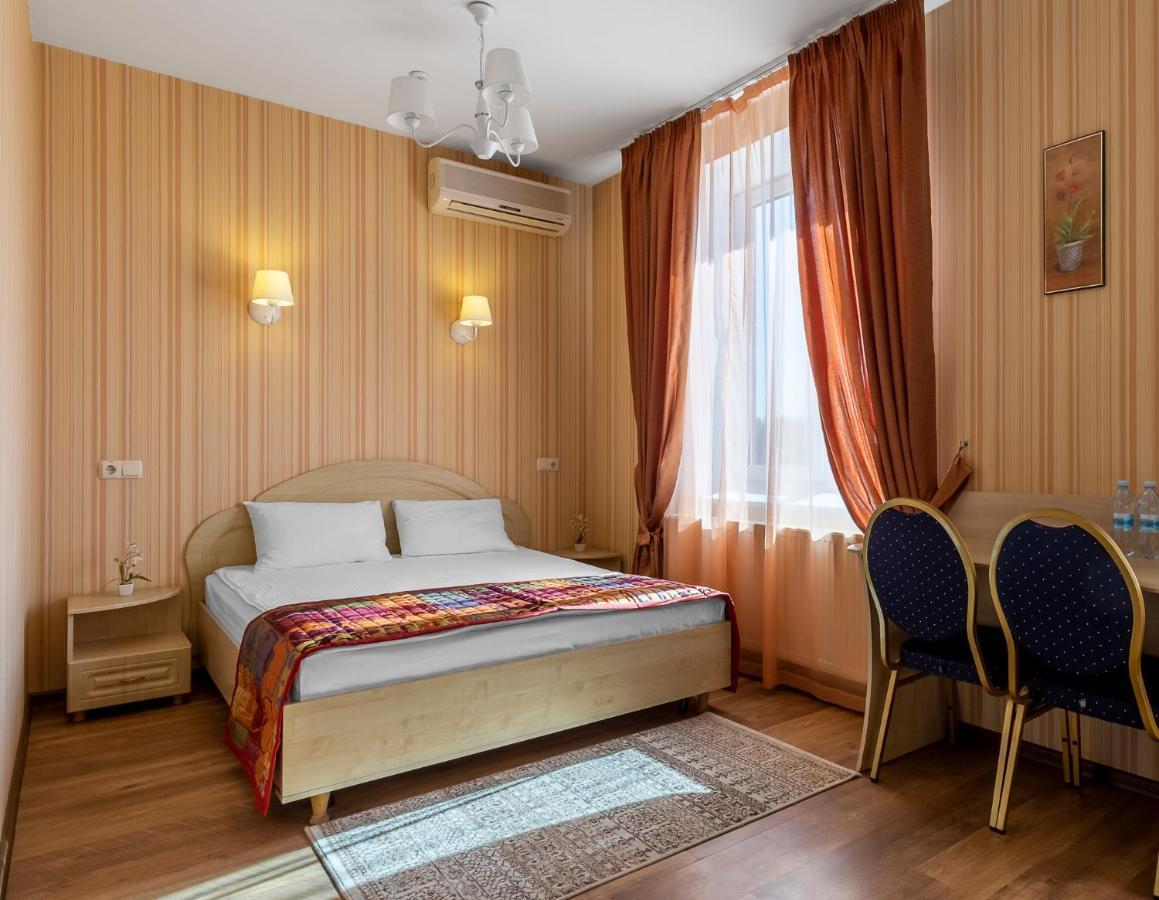 Гостиница Siesta Киев Sofiivska Borshchahivka Luaran gambar